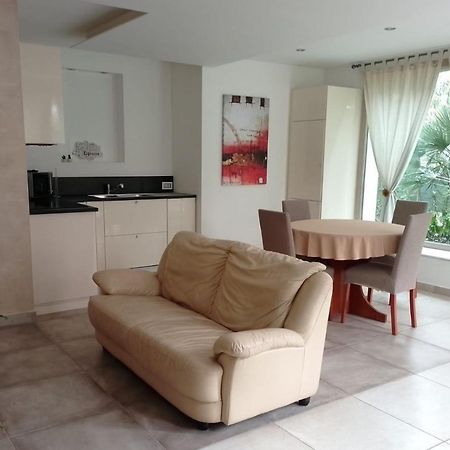 Suite Mimosa Con Piscina - Affitti Brevi Italia Σιρμιόνε Εξωτερικό φωτογραφία